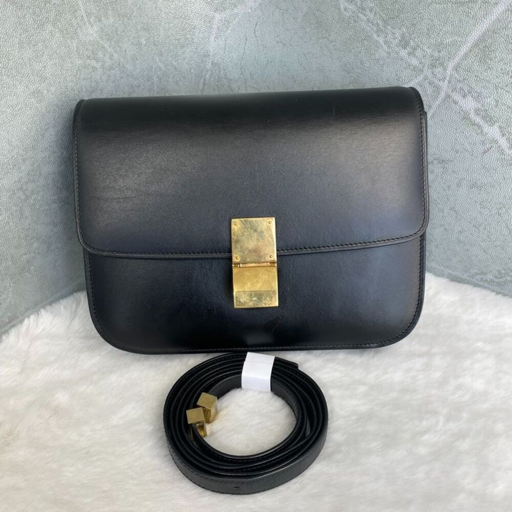 Celine Women Pre-Loved Bag Very Good Condition
